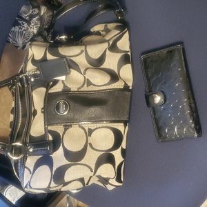 Coach purse with wallet